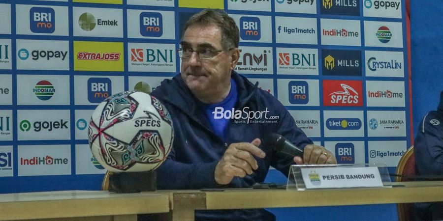 Dibantai Borneo FC, Pelatih Persib Bandung: Saya Tanggung Jawab