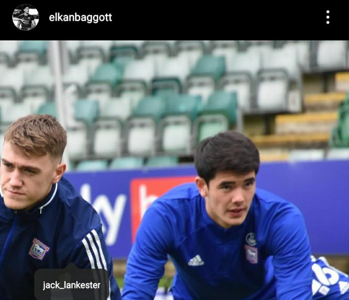 Pemain timnas U-19 Indonesia, Elkan Baggott mengunggah foto bersama pemain Ipswich Town, Jack Lankester lewat Instagram, 15 Desember 2020
