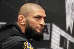 Khamzat Chimaev Jatuh Sakit, Petarung Pengganti Pilihan UFC Ditertawakan Sosok Ini