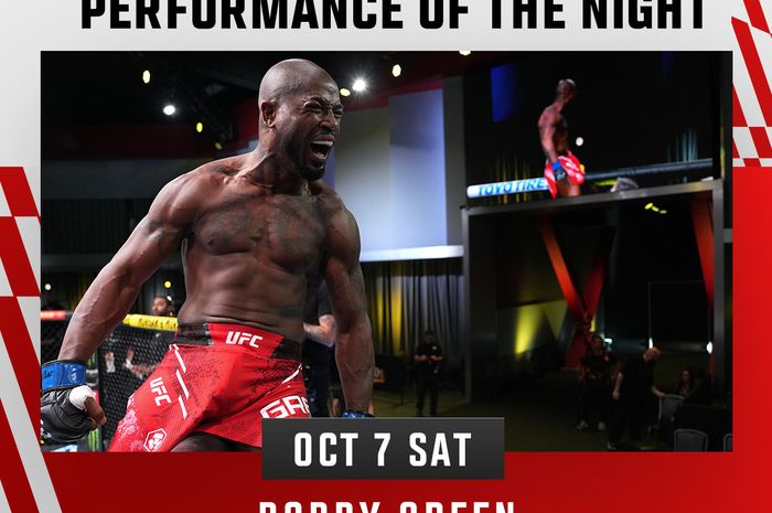 Petarung kelas ringan UFC, Bobby Green, menerima bonus penampilan setelah mengalahkan Grant Dawson melalui TKO ronde pertama pada UFC Vegas 80 di UFC APEX, Las Vegas, Amerika Serikat, 7 Oktober 2023.