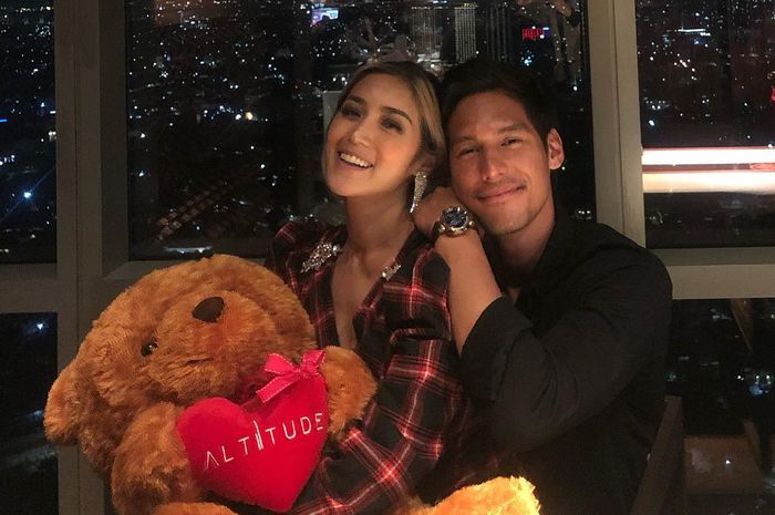 960 Gambar Romantis Yang Mudah Ditiru HD Terbaik