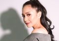 Unggah Foto di Hari Kartini, Anggunnya Gaya Nagita Slavina Pakai Kebaya Brokat Warna Kulit