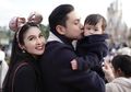 Tak Hanya Diomelin Suami Karena Terlalu Hemat, Sandra Dewi Juga Kepergok Kerap Pakai Tas yang Sama di Beberapa Kesempatan