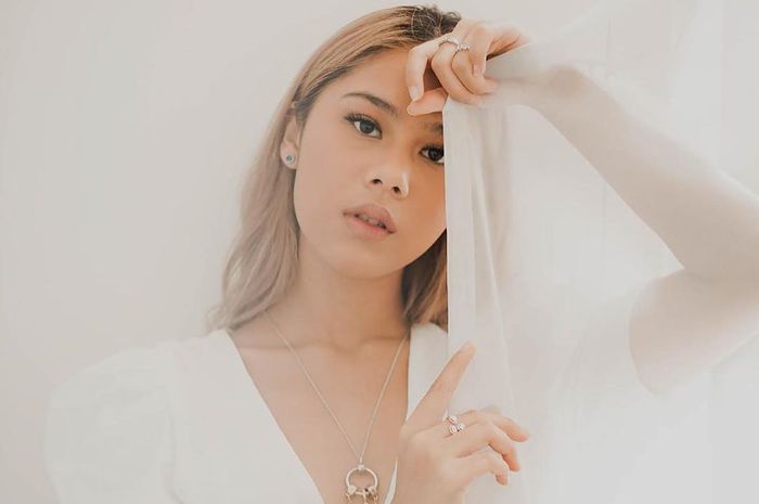 Bikin Galau, Ini Lirik dan Chord Gitar 'Rumpang' Miliki ...