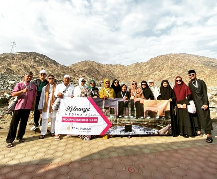 Bisnia Tour and Travel Medina Zein