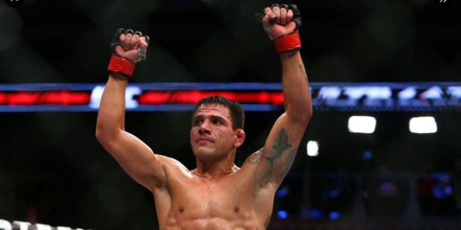 Duel Pertama Salah Waktu, Eks Raja UFC Siap Hajar Musuh Terkutuk Khabib