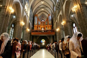 Pendeta yang tularkan virus corona pada ratusan jemaat di Gereja Bethel Indonesia (GBI), Lembang, Bandung meninggal dunia.