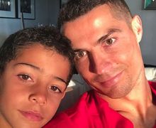 Lebih Hebat dari Sang Ayah, Cristiano Ronaldo Junior Raih Trofi Pertamanya di Juventus