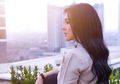 Pantas Wajah Syahrini Putih Mulus, Ternyata Harga Serum Pemutih Wajahnya Bikin Melongo!