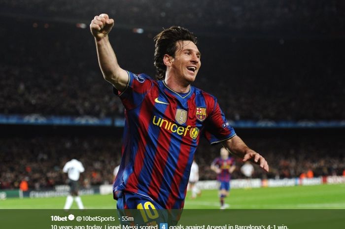 Megabintang Barcelona, Lionel Messi, merayakan golnya saat menghadapi Arsenal pada kompetisi Liga Champions, Selasa (6/4/2010).