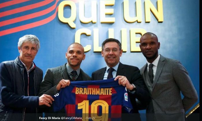 Martin Braithwaite saat diperkenalkan sebagai pemain Barcelona.
