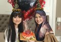 Marcella Simon Resmi Jadi Mualaf, Tengok Penampilan Cantik Sahabat Cut Meyriska Ini Saat Berhijab