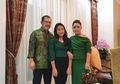 Sempat Perlihatkan Halaman Belakang Rumahnya Ditumbuhi Pohon Jambu Langka, Kini Mayangsari Pamer Potret Mewahnya Ruang Makan Indoor yang Bertema Klasik Emas