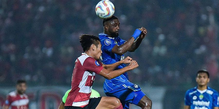 Hasil Liga 1 - Hempaskan Madura United, Persib Bandung Melejit