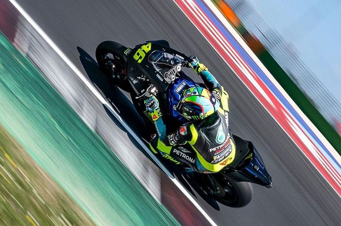 Ilustrasi Valentino Rossi test di sirkuit Misano 2021