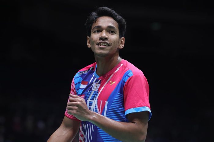 Aksi pebulu tangkis tunggal putra Indonesia, Chico Aura Dwi Wardoyo, pada babak pertama Malaysia Masters 2022 di Axiata Arena, Kuala Lumpur, Rabu (6/7/2022).