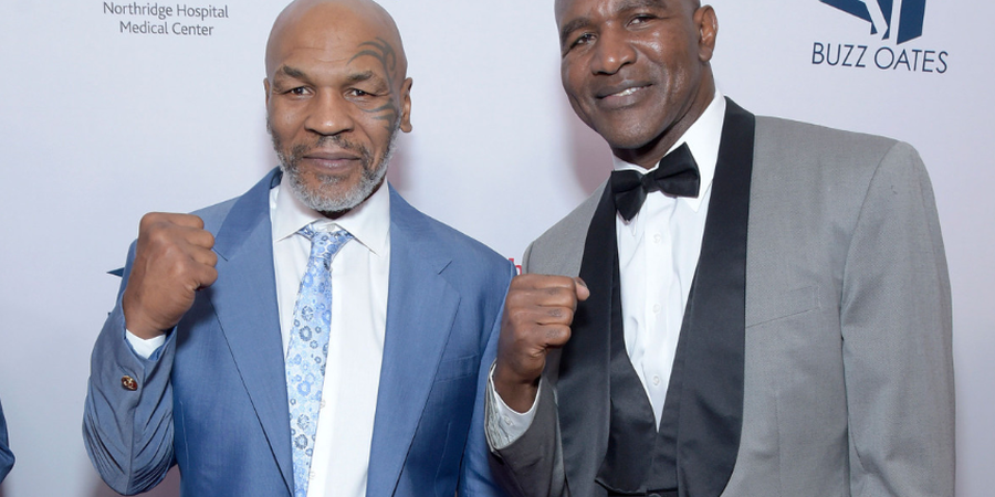 Legenda Tinju Prediksi Mike Tyson Bakal Bikin KO Evander Holyfield