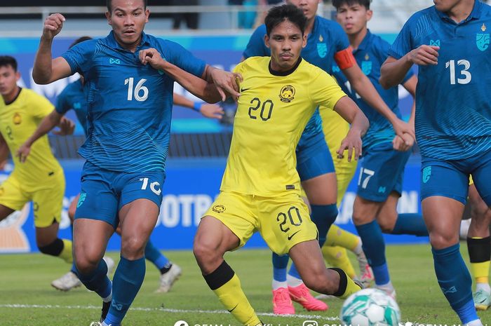 Suasana pertandingan antara Malaysia melawan Thailand dalam perebutan posisi ketiga Piala AFF U-23 2023.