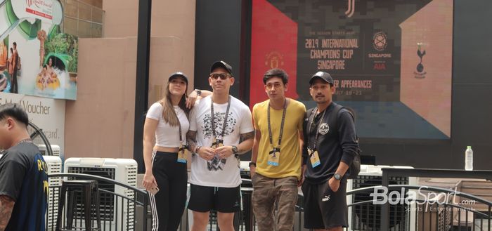 Media influencer Indonesia (Andrea Dian, Ganindra Bimo, Adipati Dolken, Ibnu Jamil) usai acara meet and greet Inter Milan di Resort World Sentosa, Singapura, Jumat (19/7/2019).