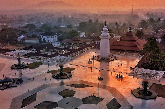 Soal Dan Jawaban Belajar Dari Rumah Smp Sederajat Senin 27 April 2020 Pesona Masjid Agung Banten Semua Halaman Fotokita