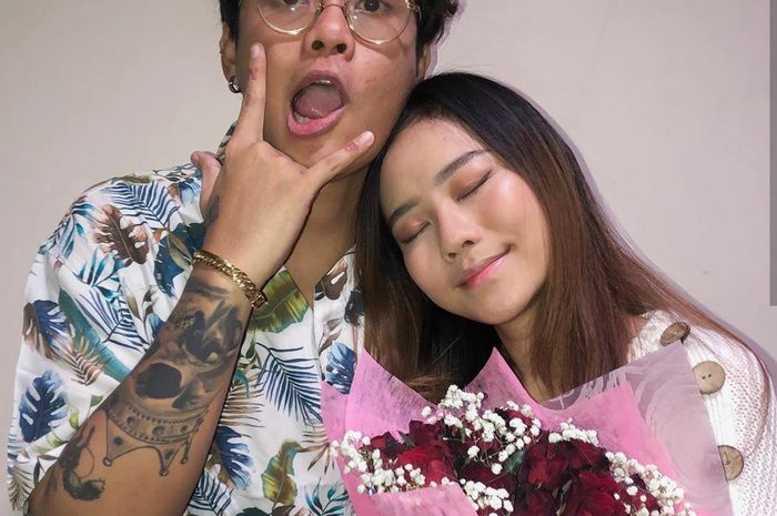  Ngintip  Gaya Pacaran  Ericko Lim dan Jessica Jane Adik 