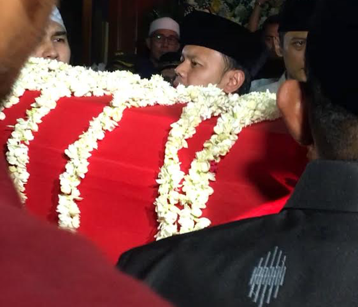 Jenazah Ani Yudhoyono tiba di rumah duka, Puri Cikeas, Bogor, Sabtu (1/6/2019).