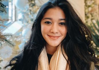 Liburan di Jepang, Naysilla Mirdad Banjir Dukungan Rekan Artis Lainnya Usai Pamer Foto Tengah 'Dilamar' oleh Kakek-kakek di Jepang