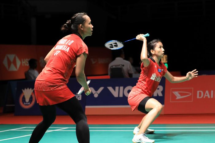 Ganda putri Indonesia, Della Destiara Haris/Virni Putri, saat tampil pada laga babak pertama Malaysia Masters 2019