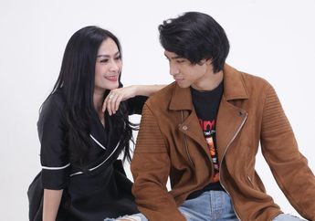 Biasanya Bebal, Iis Dahlia Mendadak Nangis Kejer Tertampar Protes Sang Anak Akan Profesi Barunya yang Bikin Geleng-geleng Kepala