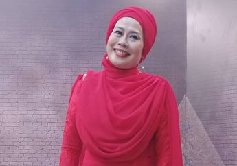 Pilih Jadi Janda Daripada Dipoligami, Artis Senior Ini Akhirnya Hidup Bahagia dengan Suami Baru dan Huni Rumah Mewah!