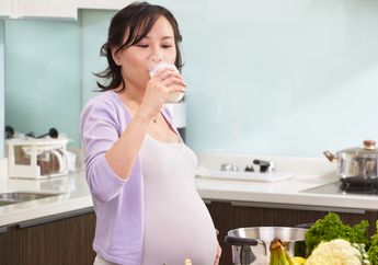 Berita Kesehatan Kehamilan: Atasi Mual Muntah Lewat Pola Makan & Susu
