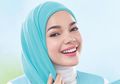 Jadi Potret Muslimah yang Cantik Alami dari Lahir, Dewi Sandra Ungkapkan di Momen Ini Lah Dirinya Merasa Sedang Cantik-cantiknya!