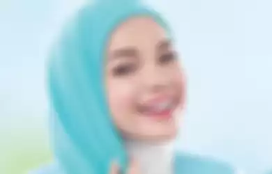 Dewi Sandra merasa tengah cantik-cantiknya di momen ini!