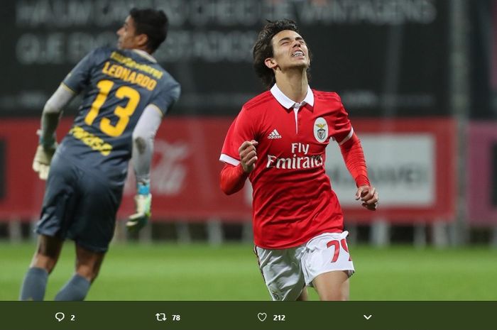 Pemain muda berbakat Benfica, Joao Felix, disebut-sebut sebagai titisan Cristiano Ronaldo.