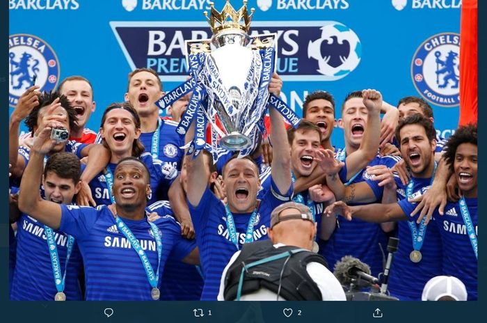 Chelsea juara Liga Inggris 2014-2015.