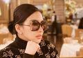 Pamer Tampilan Seksi Pakai Celana Super Ketat, Istri Reino Barack Syahrini Justru Pakai Sweater yang Jadi Sorotan, Mahal?
