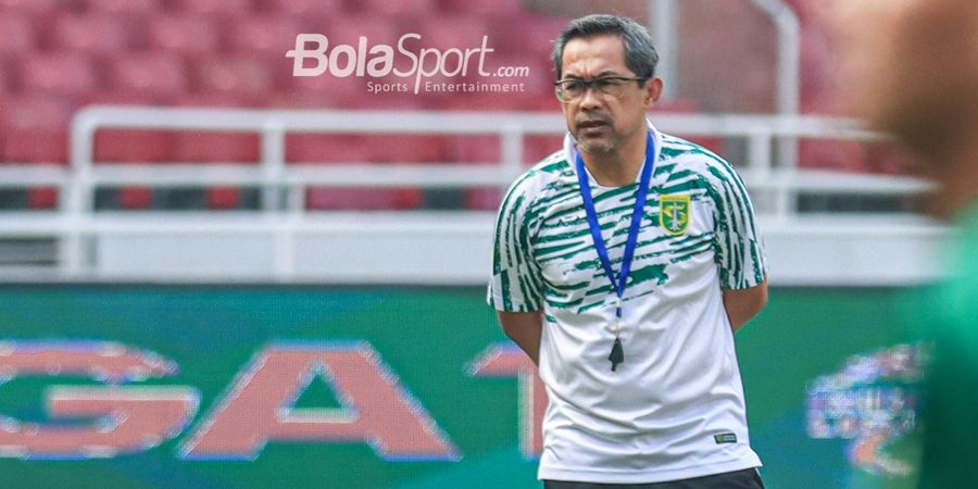 Persebaya Bawa Motivasi ke SUGBK, Aji Santoso Komentari Kualitas Persija Asuhan Thomas Doll