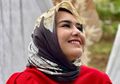 Berbalut Hijab Meski Non Muslim, Harga Busana Merah Menyala Amanda Manopo Ikatan Cinta Buat Netizen Khawatir: Kalau Robek Gimana?