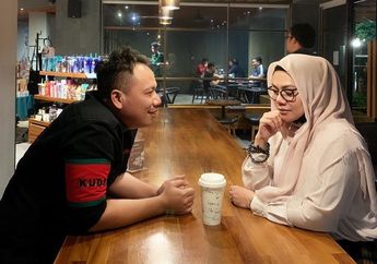 Santer Disebut-sebut Tengah Menjalin Hubungan Asmara, Ternyata Vicky Prastyo Ditolak Mentah-mentah Sarita Abdul Mukti, Alasannya Bikin Kaget!