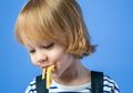 Semua Ibu di Indonesia Wajib Tahu, Ini Dia Risiko Kesehatan Apabila Anak Dibiarkan Makan Junk Food untuk Atasi Susah Makan