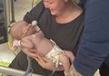 Kisah Bayi 'Ajaib' Berusia 6 Bulan yang Berhasil Kalahkan Virus Corona, Lahir dengan Kelainan Jantung hingga Mendapatkan 'Penghormatan' dari Para Staf Medis Usai Sembuh dari Covid-19