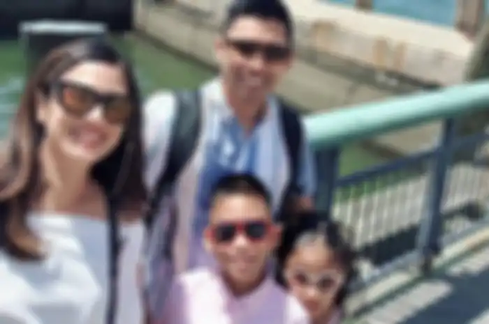 Dian Sastro bercerita tentang usahanya lakukan yang terbaik untuk sembuhkan autisme pada putra pertamanya.
