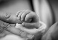 Waspada Baby Blues, Seorang Ibu Nekat Bunuh dan Buang Bayi ke Selokan