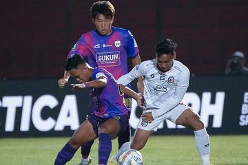 Suasana duel RANS Nusantara FC dan Arema FC pada pekan ke-25 Liga 1 2023/2024.