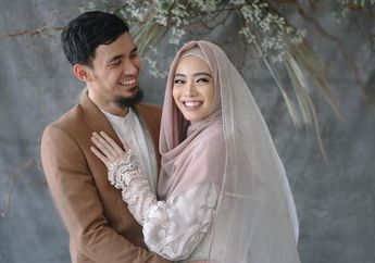 Anggunnya Lindswell Kwok dengan Gaun Pengantin di Hari Pernikahan, Bertema Floral dengan Nuansa Putih