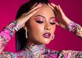 Unggah Selfie, Aurel Hermansyah Ganti Gaya Rambut Dibilang Mirip Barbie Oleh Netizen