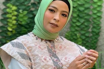 Vokalis KotaK, Tantri Syalindri, dinyatakan sudah bebas dari infeksi toksoplasma.