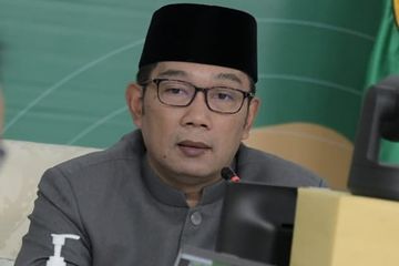 Gubernur Jawa Barat Ridwan Kamil ungkap wacana wajib tunjukan rapid test antigen bagi wisatawan.