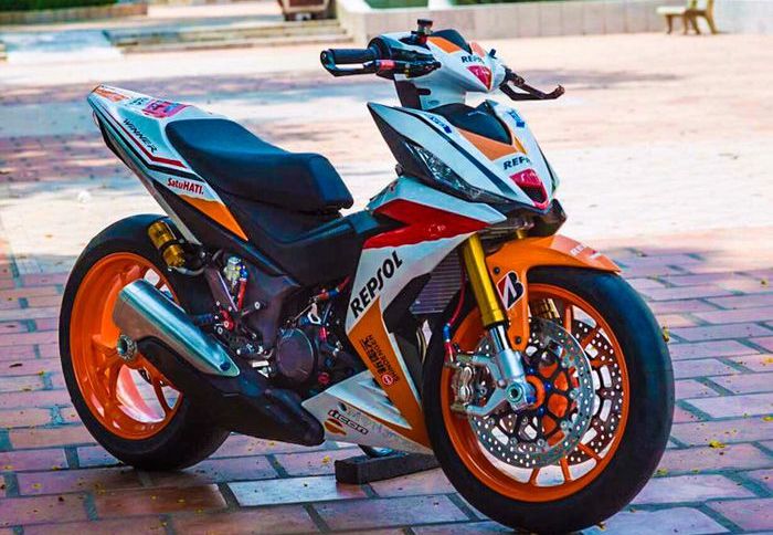 Motor Jadul yang Menolak Punah dengan Modif Motor Supra Mengubah Tampilan Menjadi Lebih Menarik Juragan Empang Mah Bebas, Honda Supra GTR Pakai Part Moge Semua, Makin Gahar - MotorPlus-Online.com