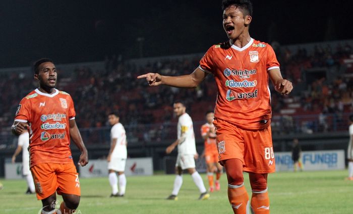 Striker Muda Borneo FC, Ulul Azmi.